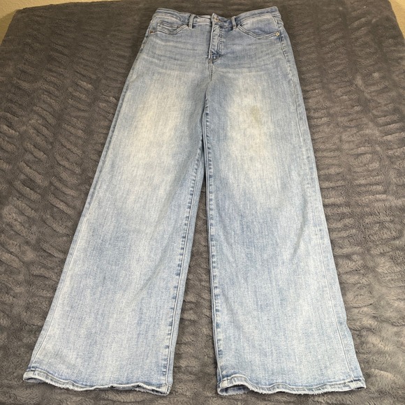 Mica Denim Denim - Mica Denim High Rise Wide Leg Jeans Light Wash Raw Hem Size 30 MTT-W3373LT
